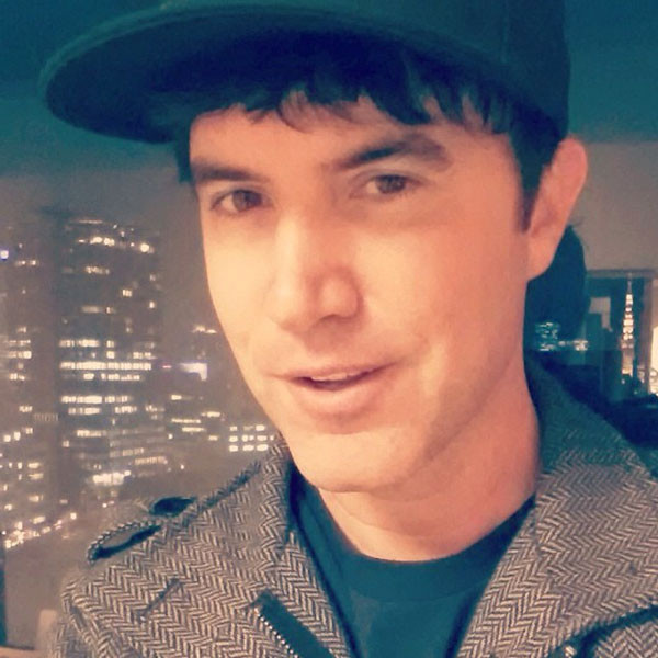 MySpace Tom Shares Selfie Here's What First Friend Looks Like Now! E(01)